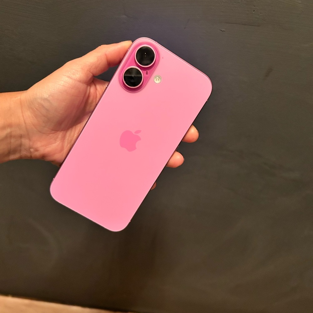 Apple iPhone - Vibrant Pink